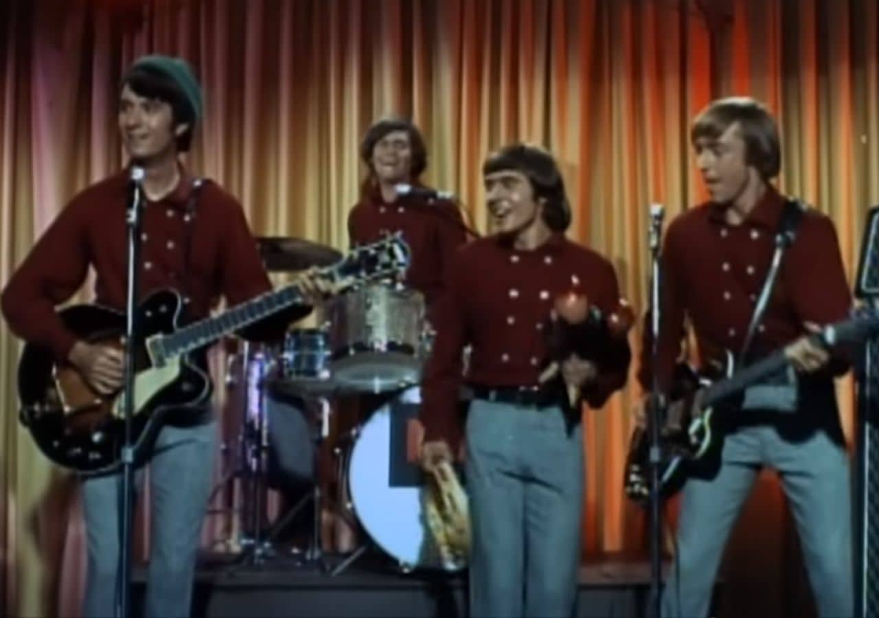 The Monkees –  I’m a Believer (1966)